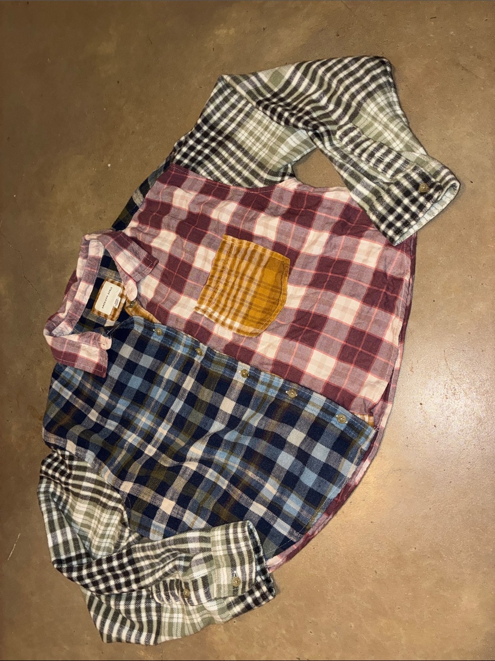 American Eagle Outfitters Multicolor Patchwork Plaid Button-Up